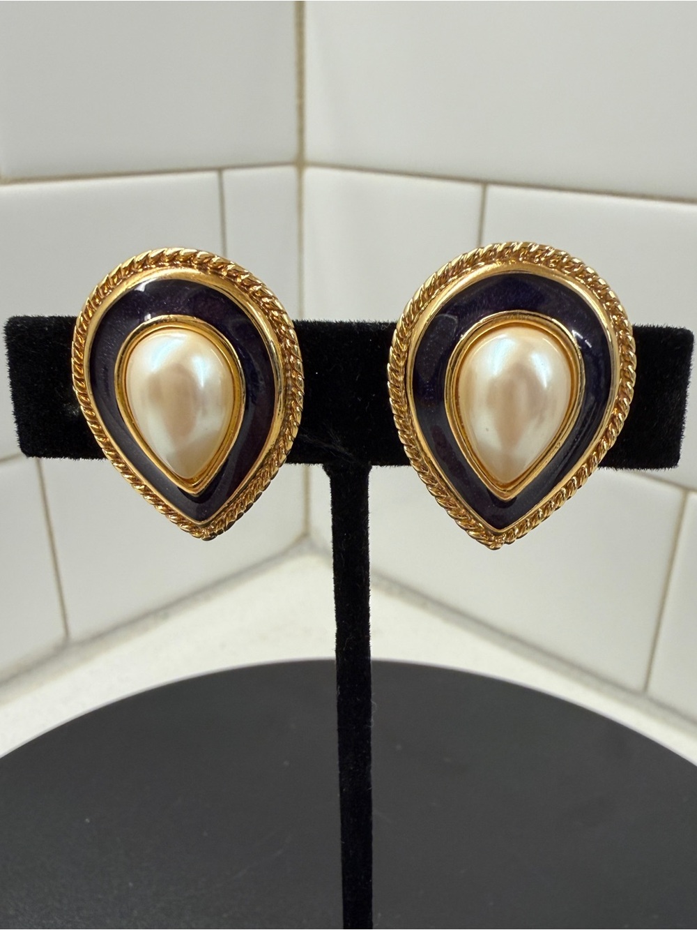 Vintage Monet Faux Pearl and Enamel Teardrop Clip On Earrings Gold Tone